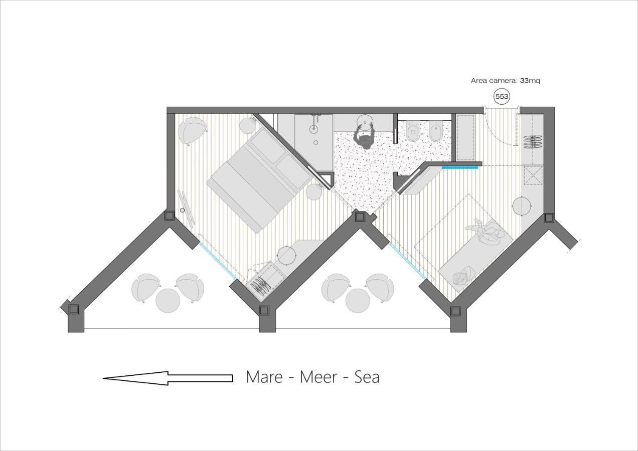 Hotel Cavalieri Palace & Suites Lido di Jesolo Exteriör bild